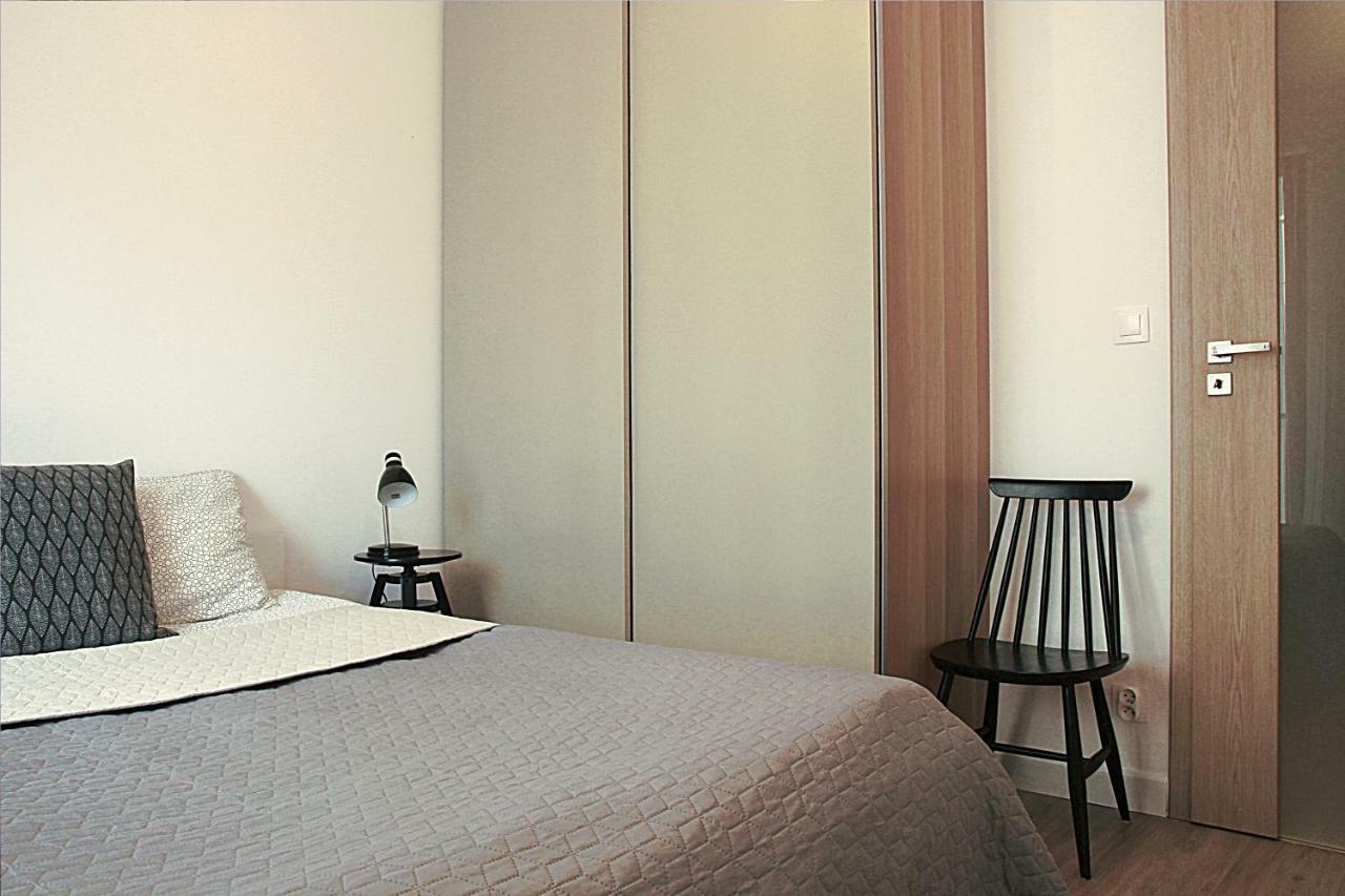 Shoq Studio Nice Apartment With Private Parking كراكوفيا المظهر الخارجي الصورة